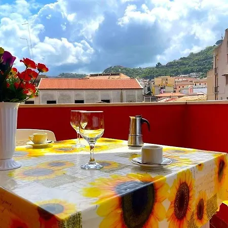 アパート Gaia A トロペーア