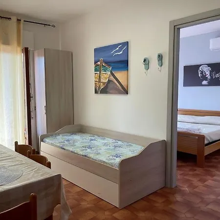 Gaia A アパート トロペーア