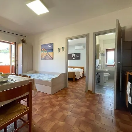 アパート Gaia A トロペーア