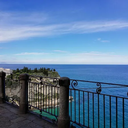 Appartamento Gaia A Tropea Apartment *
