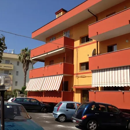 Gaia A Apartament *