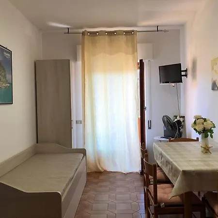 Appartamento Gaia A Tropea Apartment *